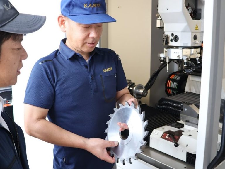 選ばれる理由 工業用刃物メーカーのパイオニア 神谷機工株式会社